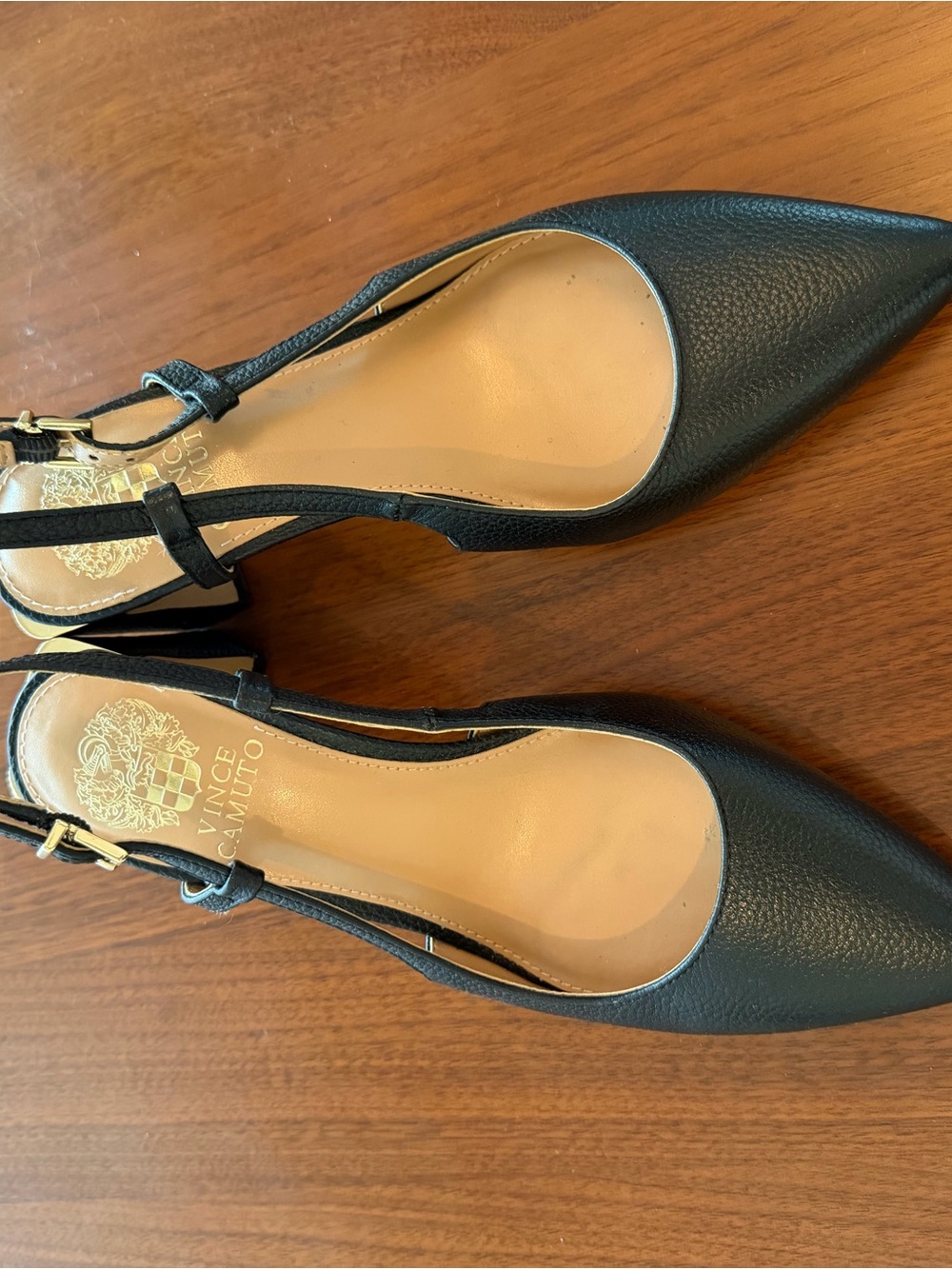Vince Camuto Hamden Pump - Picture 2 of 4
